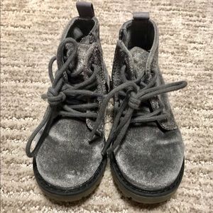 Zara  velvet gray/silver Baby girls boots